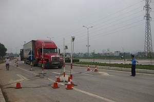 “Điểm nhấn” xử lý xe quá tải
