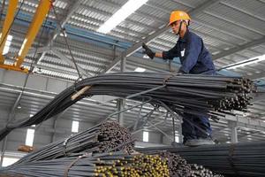 Báo cáo việc ngành thép đối mặt với hàng nhập khẩu giá rẻ