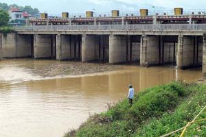 Điện Biên: Công trình trăm tỷ bao giờ đưa vào sử dụng?