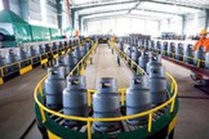 Gas tiếp tục giảm 12.000 đồng một bình