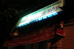 Cảnh sát đột kích tiệm xông hơi kích dục ở Sài Gòn