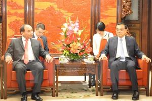 Phó Thủ tướng Nguyễn Xuân Phúc hội kiến Thủ tướng Trung Quốc