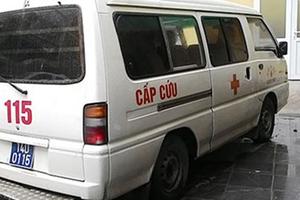 Xe 115 chết máy, bệnh nhân tử vong trên đường cấp cứu