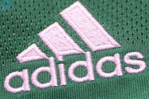 Adidas bị nghi ngờ “mua” WorldCup 2006