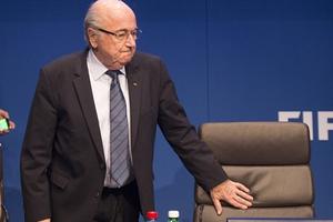 Ông Sepp Blatter sẽ rời FIFA vào tháng 2 năm sau?
