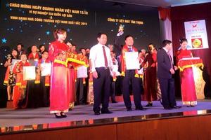 Tập đoàn Number 1 được vinh danh “Nhà Công Thương xuất sắc 2015”
