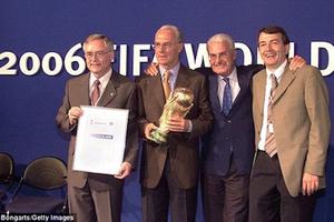 Lộ "quỹ đen" giúp Đức mua quyền tổ chức World Cup 2006?