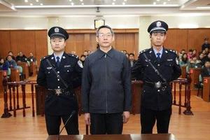 Trung Quốc cấp xe bị tịch thu tham nhũng cho khu vực biên giới