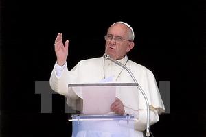 Giáo hoàng xin lỗi về các vụ tai tiếng ở Vatican và Rome
