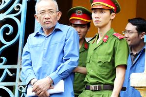 Sếp ngân hàng làm mất 966 tỷ đồng bị đề nghị đến 20 năm tù