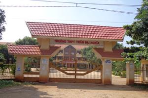 1 hiệu trưởng 2 lần bị kỉ luật