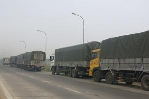 Tóm gọn 10 xe quá tải trốn trạm cân, phạt gần 300 triệu đồng
