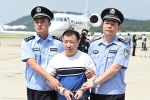 Lưới trời chống tham nhũng Trung Quốc khó chạm Bắc Mỹ