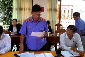 Viện trưởng Viện kiểm sát có dấu hiệu phạm pháp hình sự