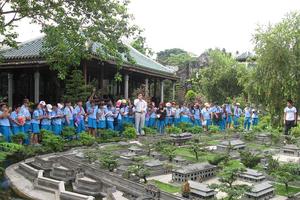 “Kỳ quan nhỏ” và những bài học sử bình dị