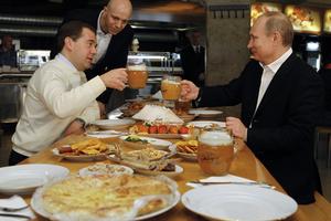 Vợ cũ tiết lộ thói quen ăn uống của Putin