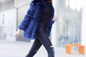Gu phối đồ street style tinh tế của Thanh Hằng