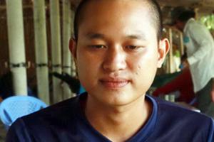 Bạn nhậu tranh nhau 2 tờ vé số trúng độc đắc