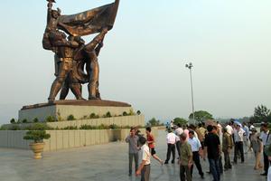  Bao giờ mới "đẻ" trứng vàng?