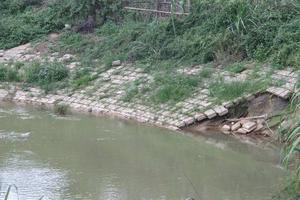 Công trình kè suối Đúng, chậm bàn giao, khổ nhà thầu