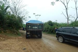 “Cát tặc” lộng hành, chính quyền xã thờ ơ   