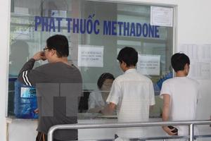 Mỗi năm Việt Nam có thêm khoảng 14.000 trường hợp nhiễm mới HIV