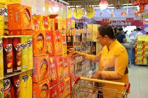 Đảm bảo không tăng giá các mặt hàng thiết yếu đợt mưa rét