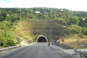 Đầu tư mở rộng hầm đường bộ qua Đèo Ngang