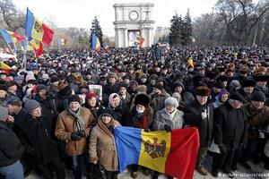 Bất chấp giá rét, người dân Moldova biểu tình phản đối tham nhũng