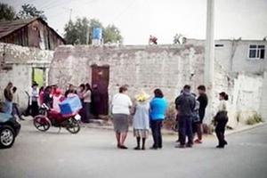 Mẹ đi dự tiệc, con gái 4 tháng tuổi ở nhà bị chuột cắn chết