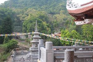 Tin mới về việc xử lý công trình sai phạm ở chùa Hương