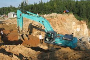 Mật phục “đất tặc” trong Khu Kinh tế Dung Quất
