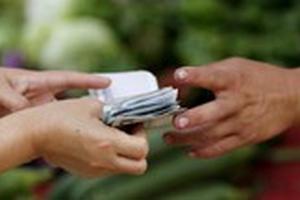 Điều tra viên nhận tiền để ‘lo’ cho bị can tại ngoại