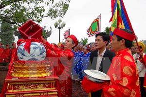 Lễ hội đền Trần Nam Định: Phục dựng nghi lễ Rước kiệu Ngọc Lộ