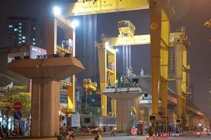 Cuối năm 2016, đường sắt trên cao Cát Linh - Hà Đông đi vào khai thác