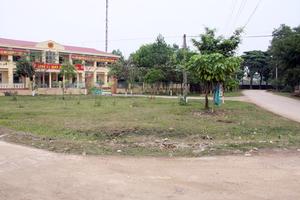 Ai tiếp tay cho hộ bà Thanh chiếm đất công?