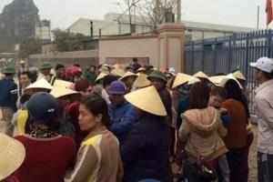 Bất chấp lệnh cấm, Nhà máy Phân bón Sao Nông lại hoạt động