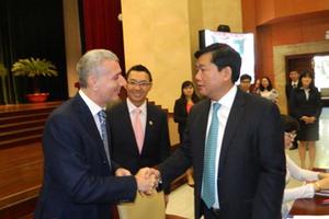 Doanh nghiệp than khổ với lãnh đạo TPHCM