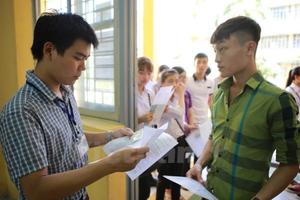 Thí sinh đăng ký môn thi trung học phổ thông quốc gia từ 1/4
