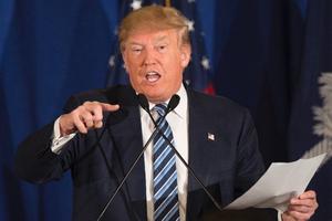 Thế giới sẽ chịu rủi ro lớn nếu Donald Trump thành Tổng thống Mỹ