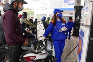 Đại biểu Quốc hội muốn Chính phủ giải trình về lỗ hổng thuế phí xăng dầu
