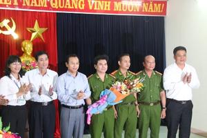Thưởng nóng Chuyên án triệt xóa chế biến và tiêu thụ “cỏ Mỹ”