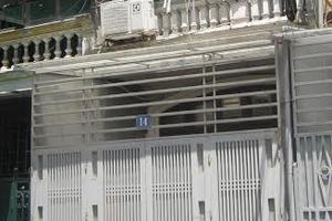 Bán nhà kiểu... Phó Giám đốc Bảo hiểm!