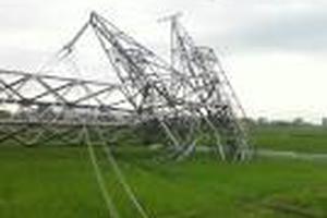 Phó Thủ tướng chỉ đạo xác định nguyên nhân đổ cột điện đường dây 500kV 