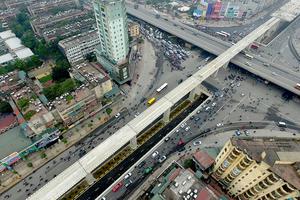 Hai hầm chui nghìn tỷ đồng ở thủ đô vá nham nhở