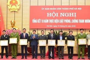 Xử nghiêm các vụ án tham nhũng