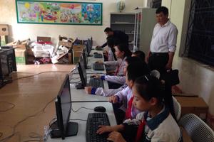Tân Hiệp Phát tặng phòng máy vi tính cho học sinh dân tộc thiểu số 