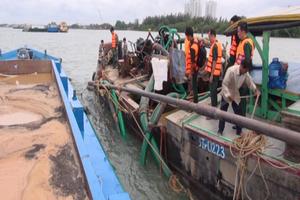 Người tâm thần “điều khiển” cán bộ liên ngành?