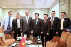 Phó Thủ tướng Trịnh Đình Dũng tiếp lãnh đạo các doanh nghiệp hàng đầu của Nhật Bản