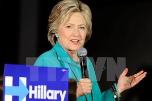 Uy tín của bà Clinton có nguy cơ sụt giảm do bê bối thư điện tử